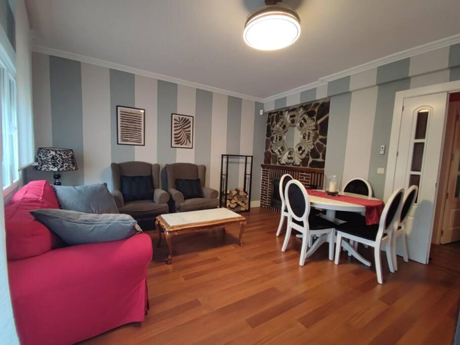 Casa Perulo Apartment Mombeltran ภายนอก รูปภาพ
